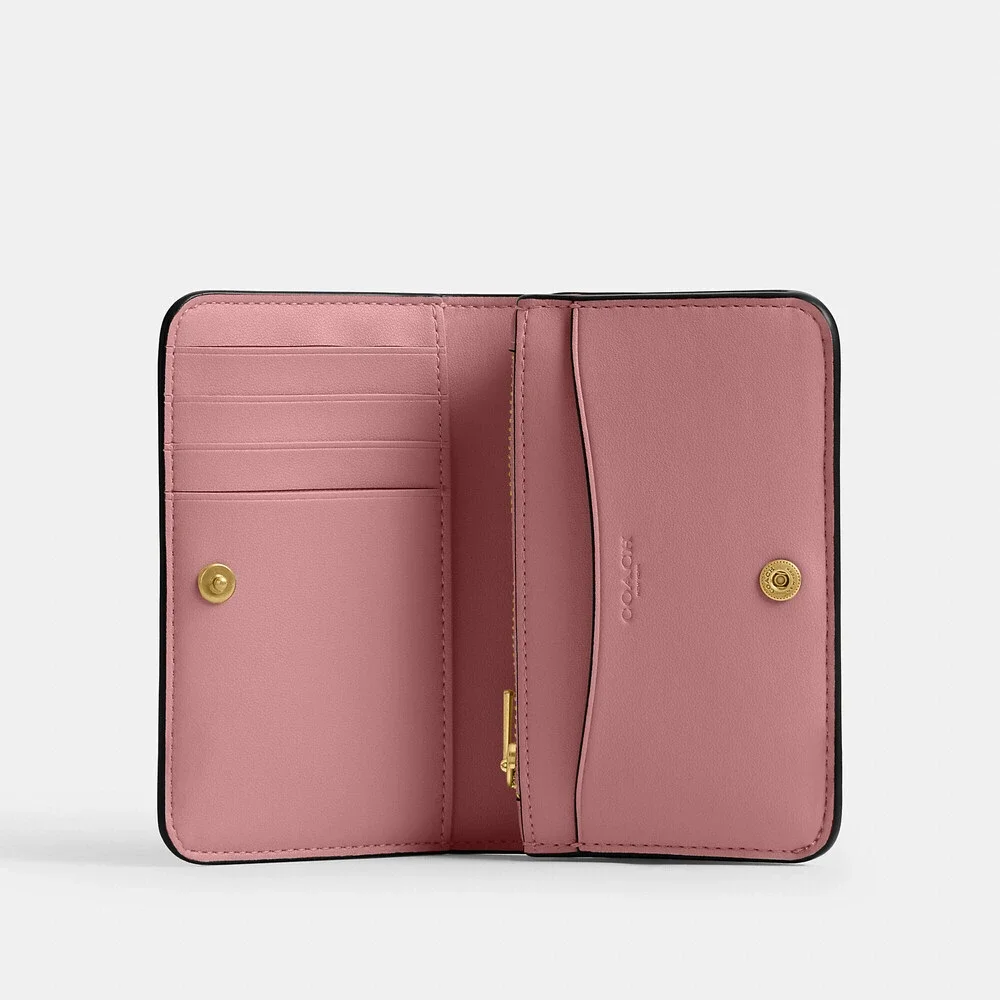 Coach Outlet Essential Slim Card Case